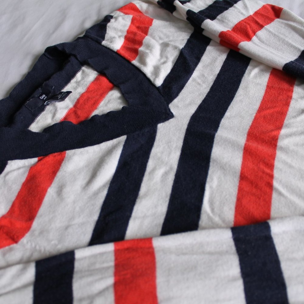 Gap Striped V-neck Sweater (LAST CHANCE!) - Picture 2 of 4
